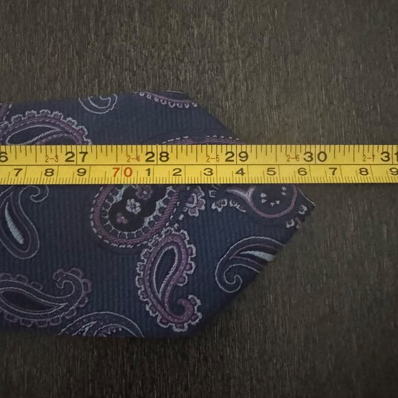JOS.A.Bank Reserve Paisley 100% Silk Necktie Navy & Purple - Picture 6 of 6